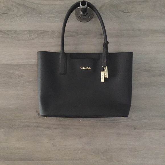 Calvin Klein Handbags - Calvin Klein Tote Shoulder Bag